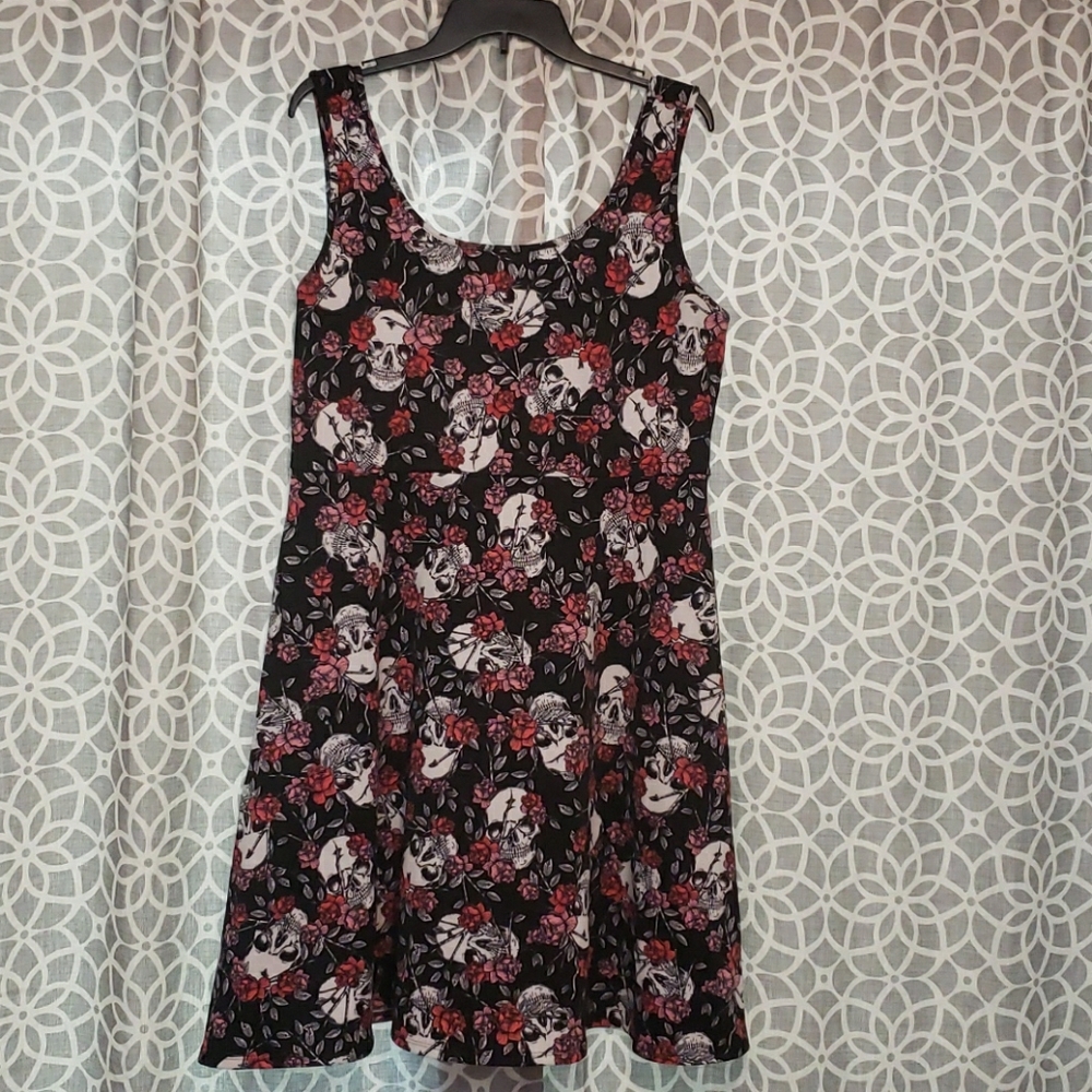 Torrid Sz1 Skull Floral Scuba Dress